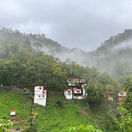 Suryoday Resort Lansdowne Luaran gambar