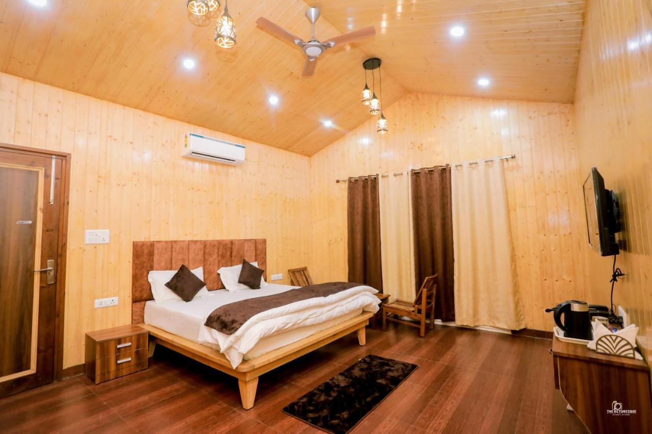 Suryoday Resort Lansdowne Luaran gambar