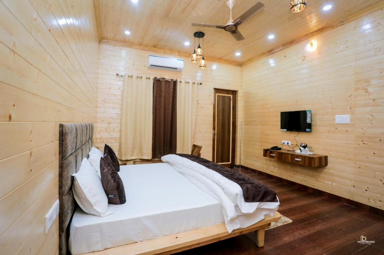 Suryoday Resort Lansdowne Luaran gambar