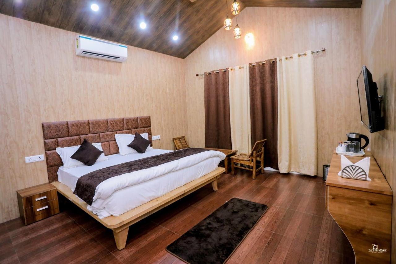 Suryoday Resort Lansdowne Luaran gambar